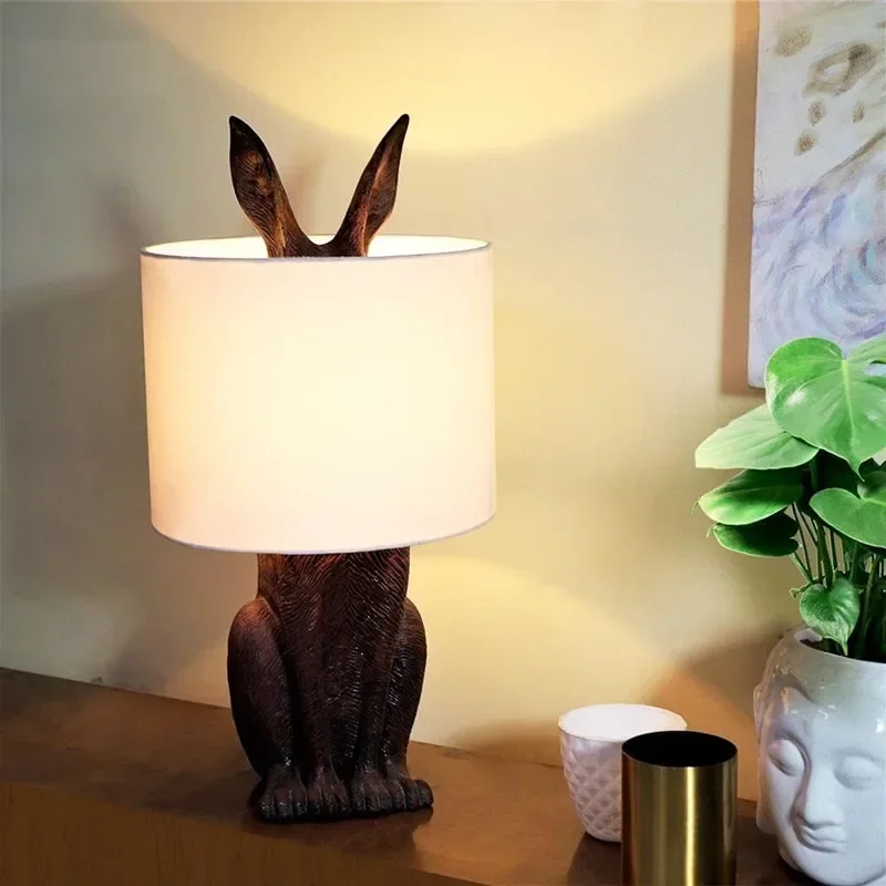 Nordic Modern Rabbit Table Lam – Resin Art On Floor Bewertung und Preis